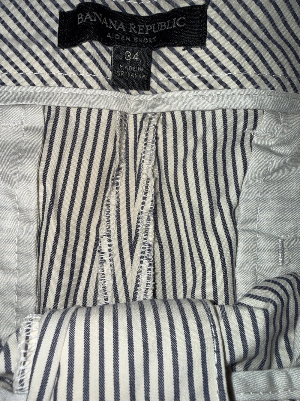 BR Navy Pinstripe Flat-Front Men's Shorts 34